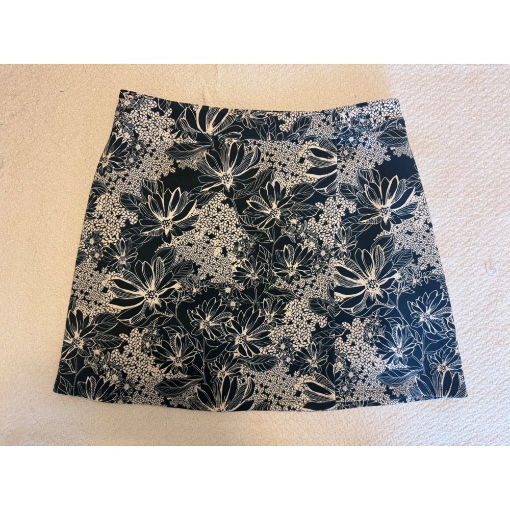 Abercrombie & Fitch Navy Blue Floral A-Line Mini Skirt Size M Side Zip Preppy